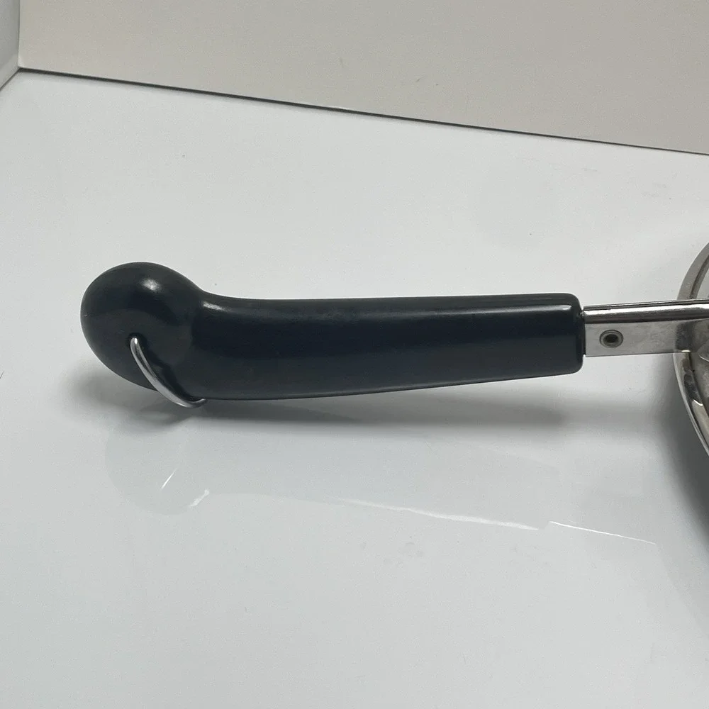Revere Ware  9 in. 90H Skillet Fry Pan Clinton,IL USA W. Lid‎